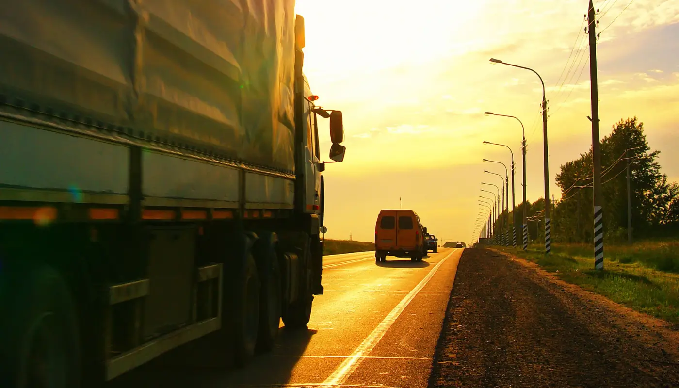 Gestão de rotas de uma frota de transporte de cargas: entenda como fazer