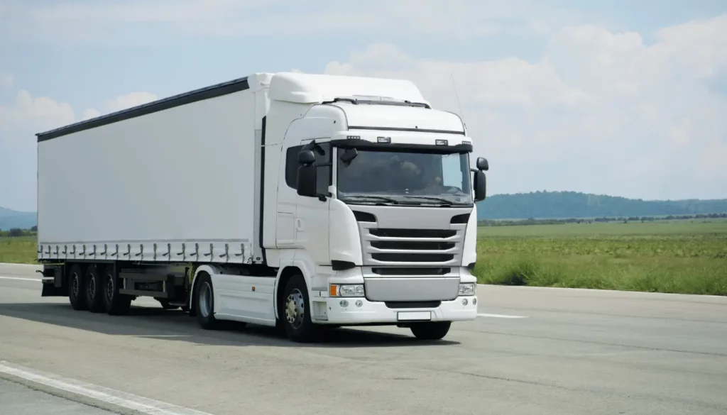 Novo caminhão da Volvo fica mais potente e econômico.