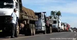 Greve dos caminhoneiros 2026.